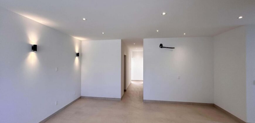 Condo for Sale in La Paz | MIKLAT 202