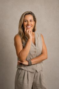 Alejandra Kuri — asesor inmobiliario, Solo Baja