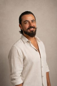 Cesar Conchas — asesor inmobiliario, Solo Baja